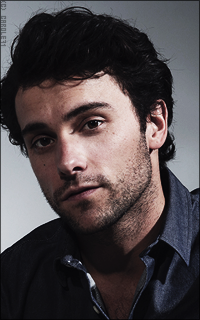 Jack Falahee HPFnNFuH_o