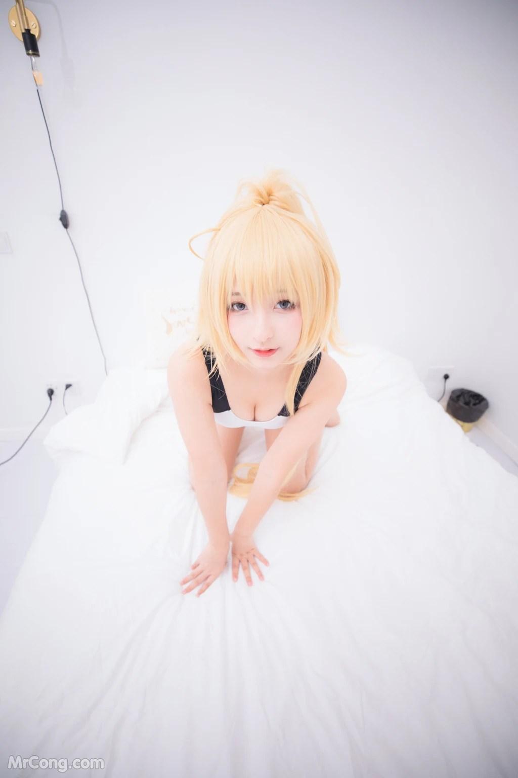 Coser@神楽坂真冬 Vol.036: 电子相册-白贞德《Swimingthedrea》(150 photos)(71)