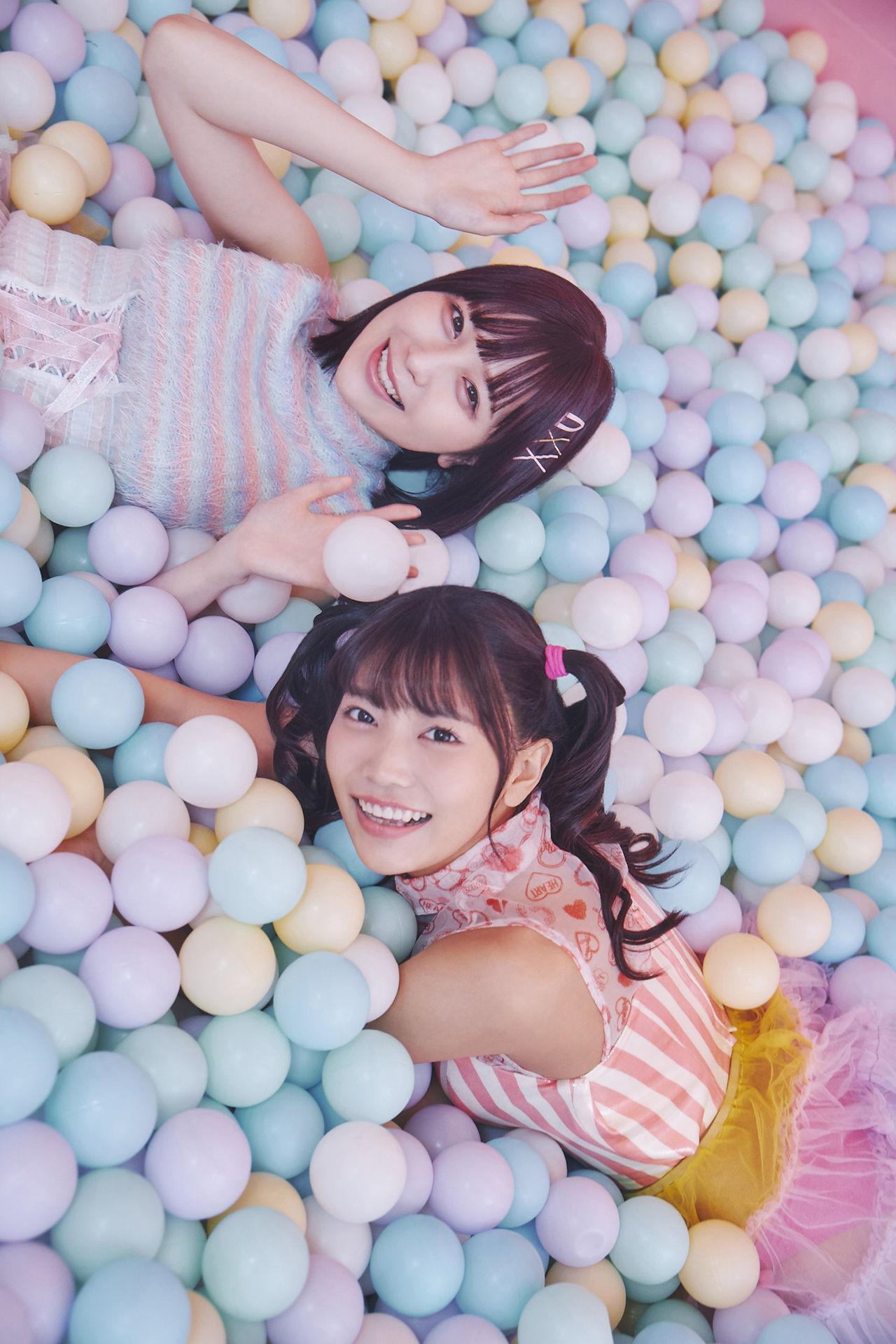 松下玲緒菜&宮内凛, ヤングガンガンデジタル限定写真集 「Dear Girls」 Set.01(9)