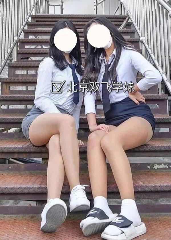 推特北京双飞学妹@BlackPinkLadies尺度图(1)