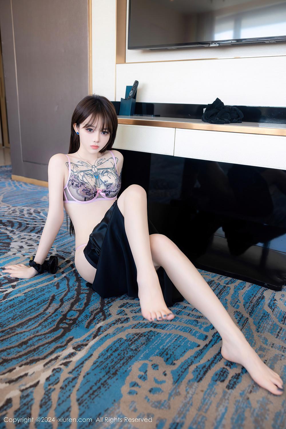 XiuRen秀人网 No.8661 奶瓶土肥圆NaiPingTuFeiYuan(40)