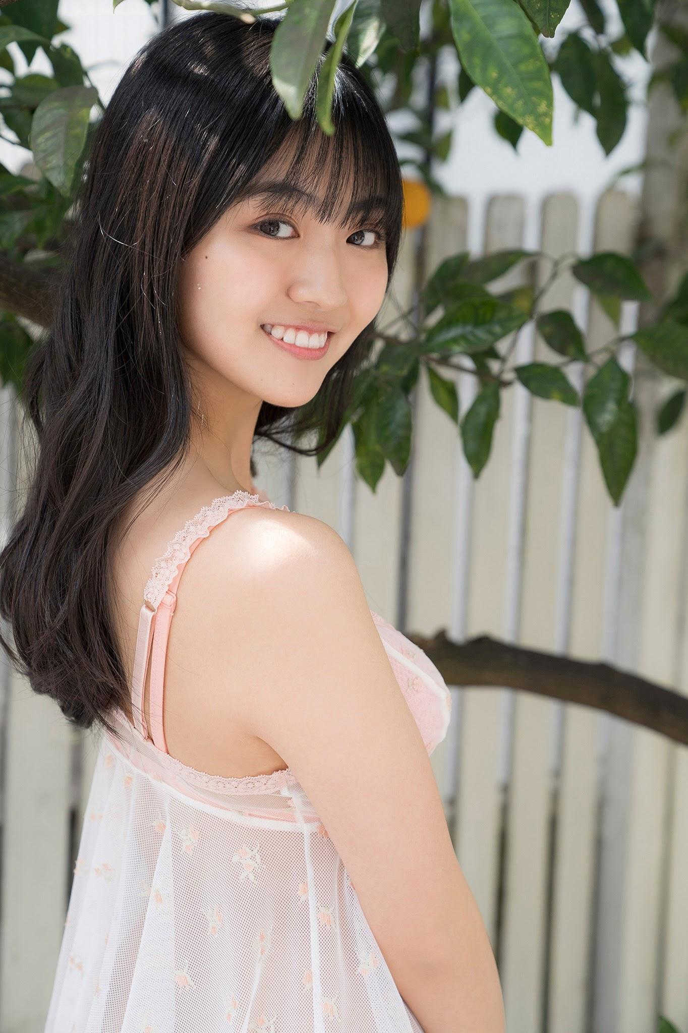 Runa Toyoda 豊田ルナ, ヤンマガWeb 「ナツメカメラ」 第5回(4)