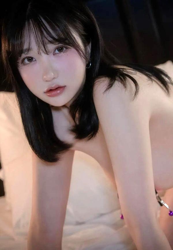 可爱美女孙乐乐真空白丝虐乳调教写真(11)