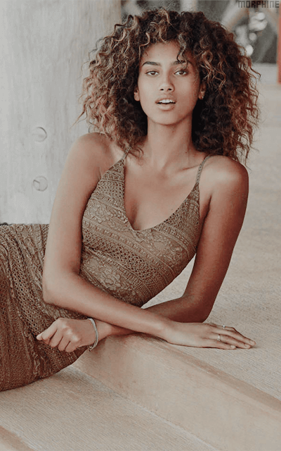 Imaan Hammam - Page 2 LSq30EwF_o