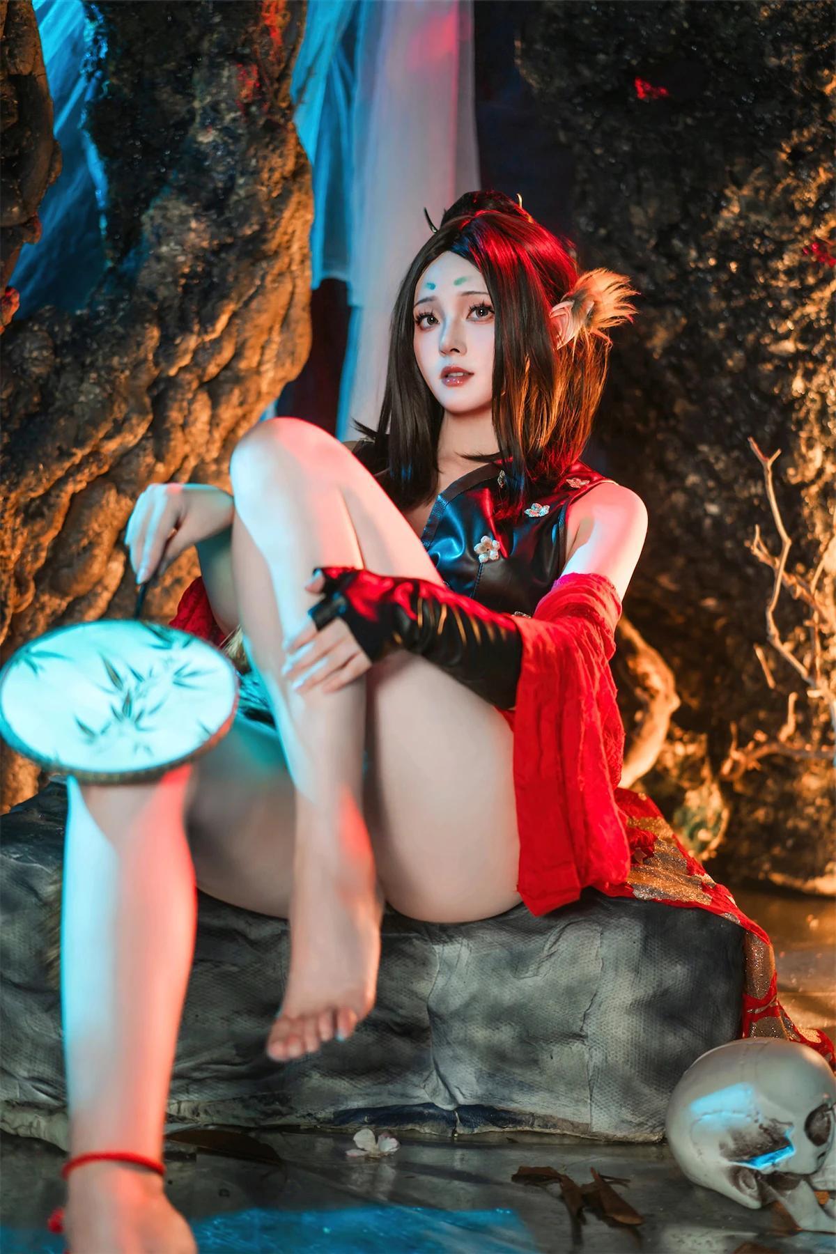 Cosplay Natsuko夏夏子 – 黑神话：悟空 萍萍(21)
