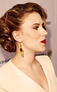 Scarlett Johansson UPtl65Xl_o