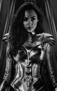 Gal Gadot Q5eeoLZv_o