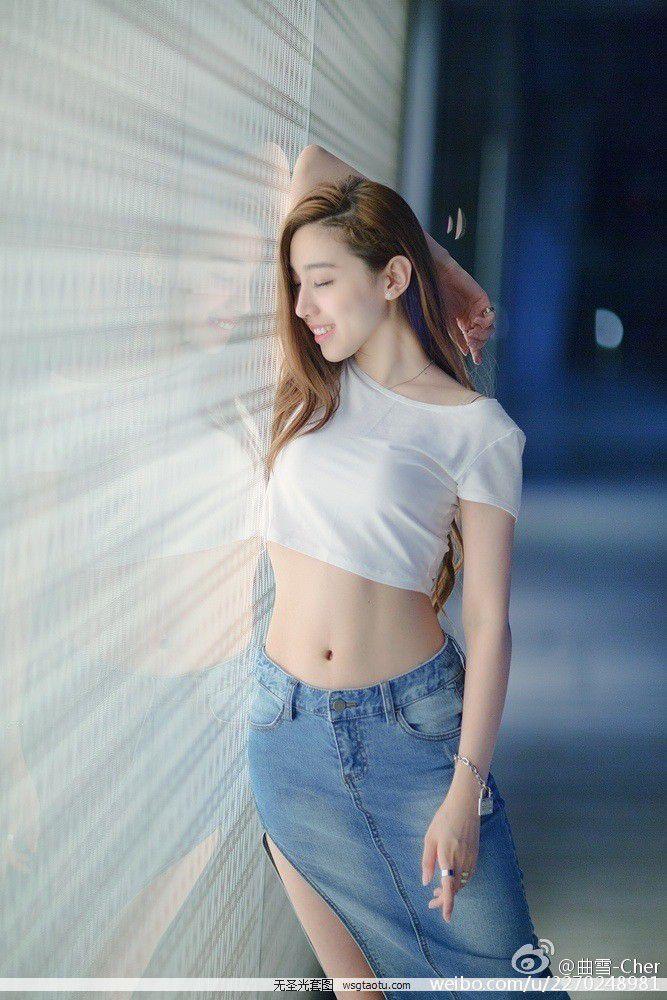 雪儿Cher(曲雪) 微博时尚自拍写真图图片(23)