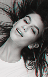 Kaia Gerber PBP3q6zT_o