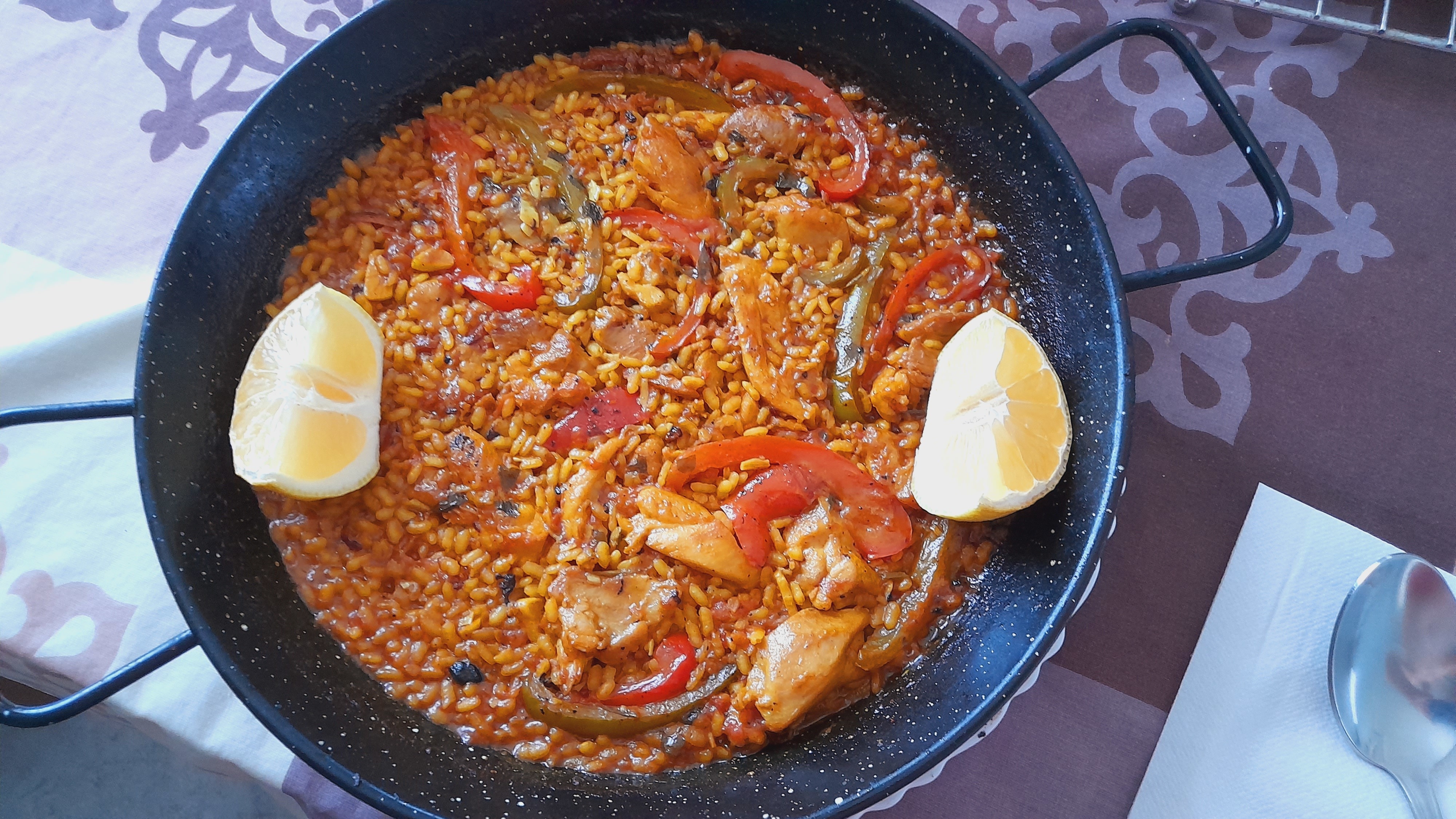 [COCINA] Hoy voy a hacer arroz tipo paella en el kamado, y ...