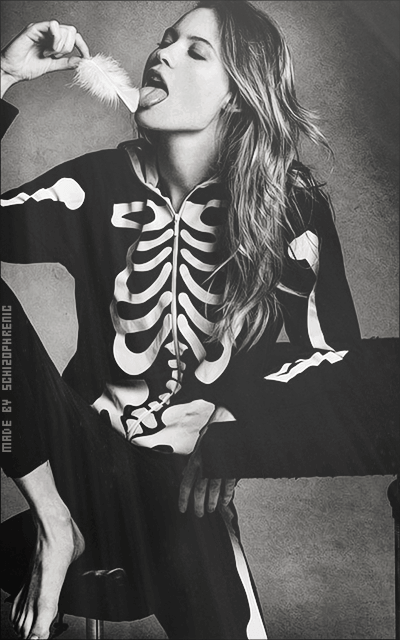 Behati Prinsloo HQGDeID4_o