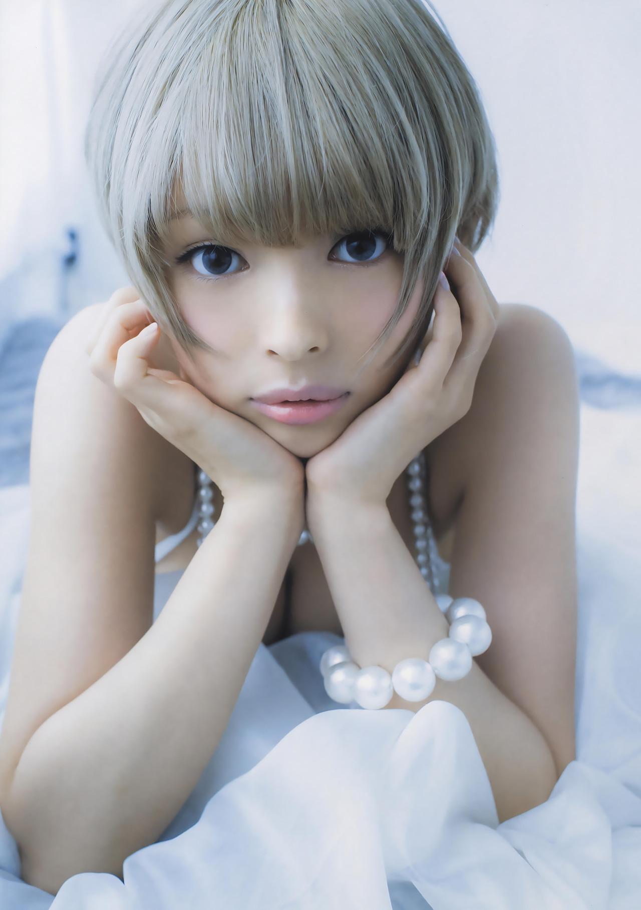Moga Mogami 最上もが, 1st写真集 『MOGA』 Set.02(26)