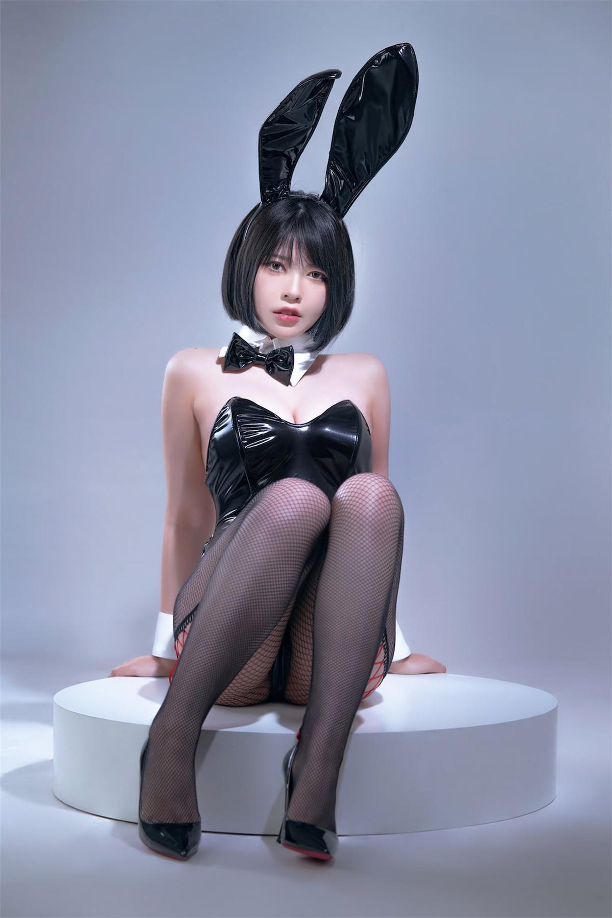 Cosplay 半半子 Bunny(29)