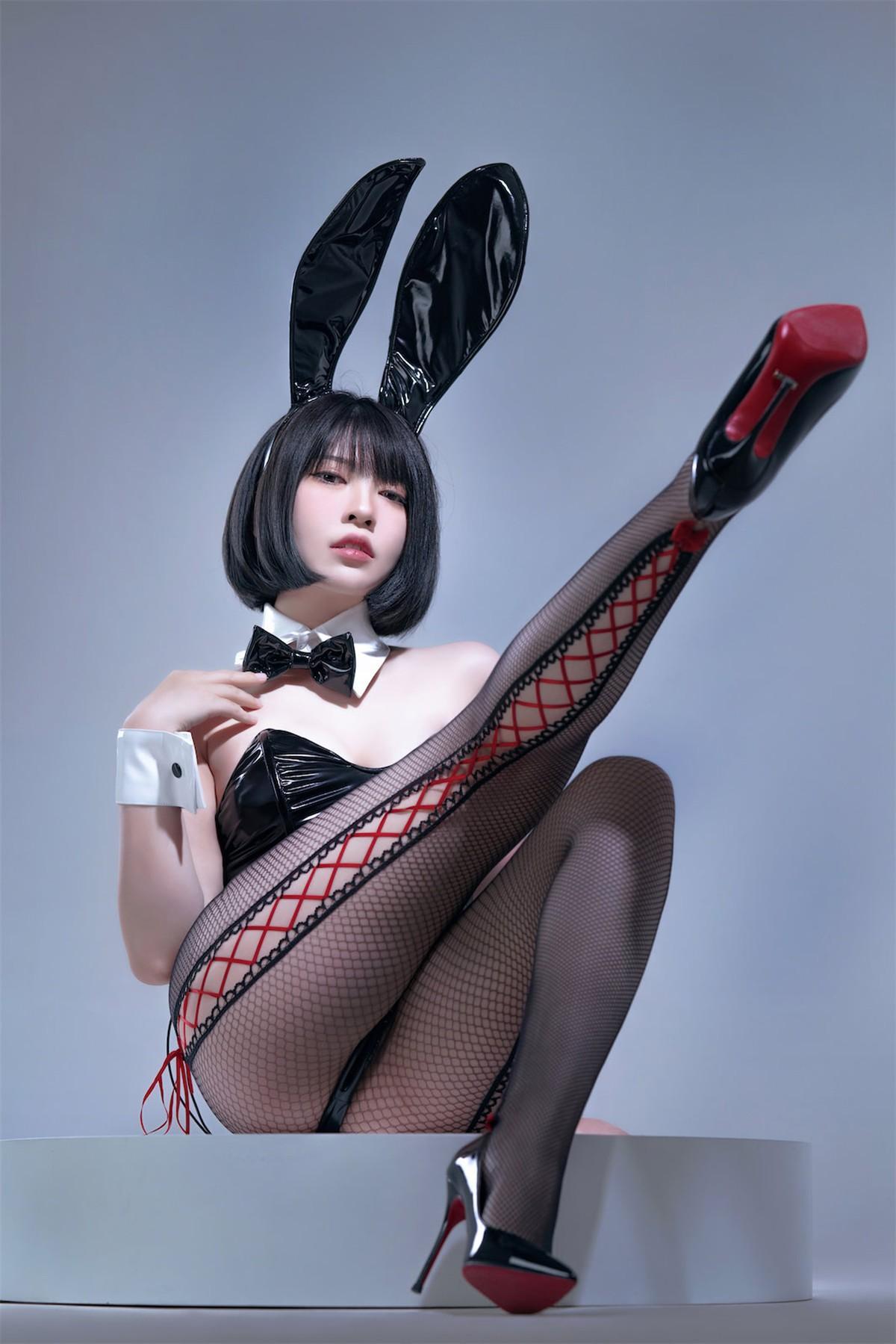 Cosplay 半半子 Bunny(26)