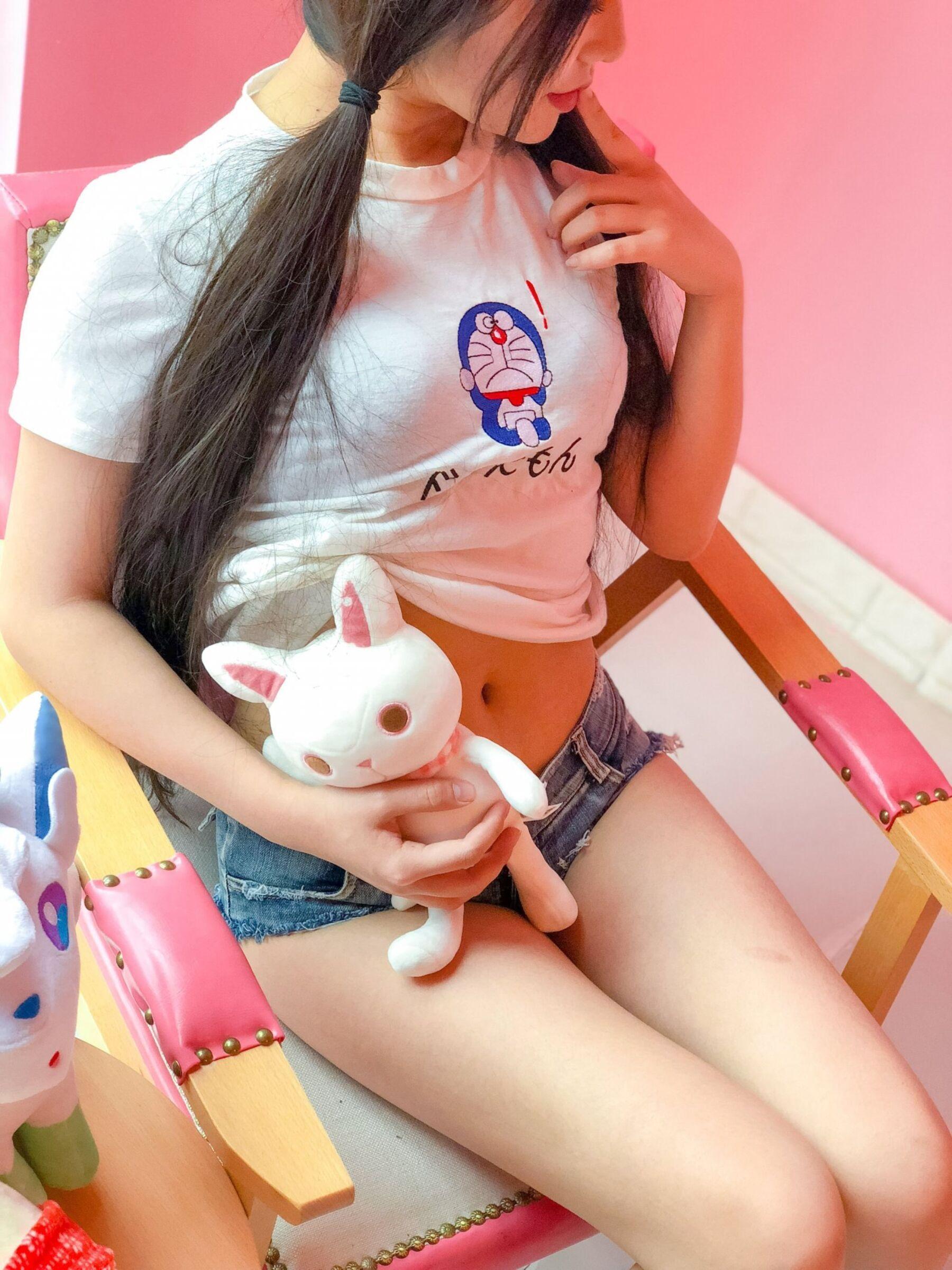 国模人体 是你的猫仙啊《窗前粉红少女》(3)