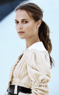 Alicia Vikander HHsgVSV8_o