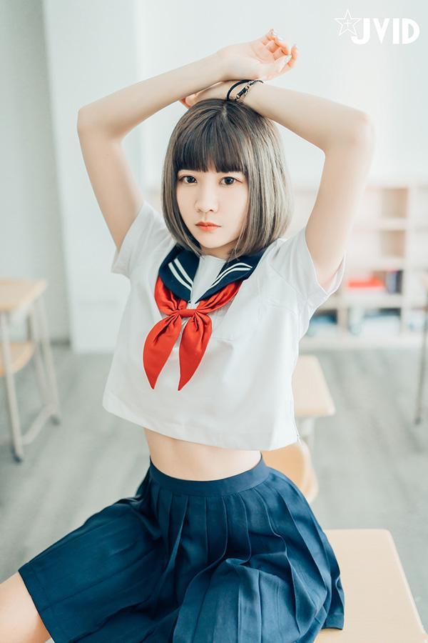 青春果宝宝高中女生学生服无圣光写真(5)