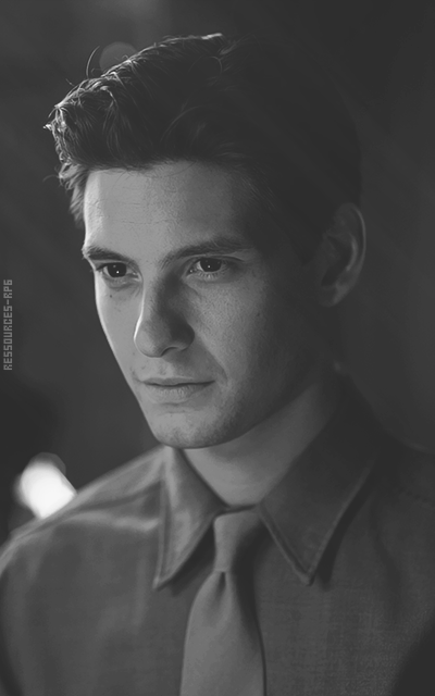 Ben Barnes UlwNAAQU_o