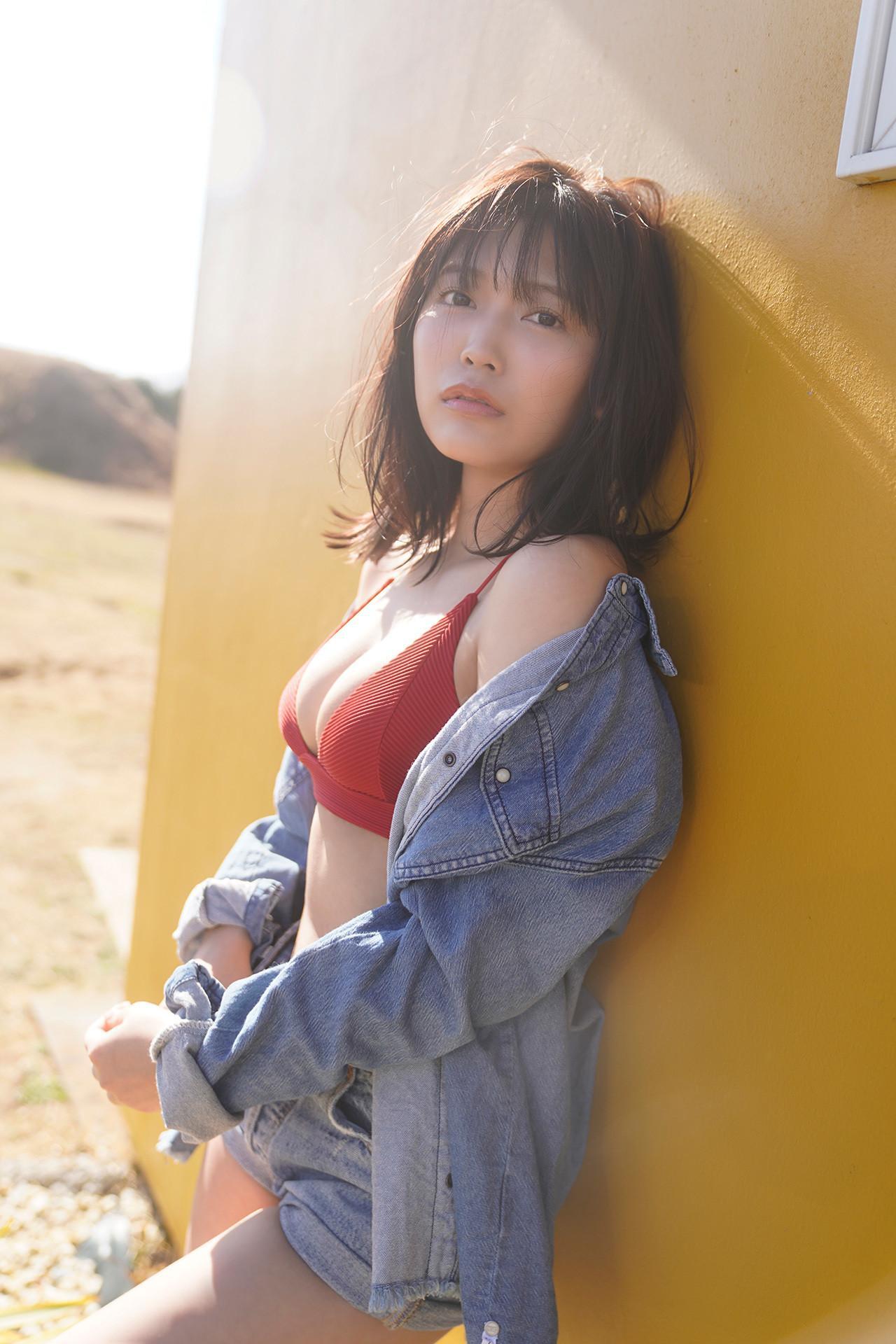 Reona Matsushita 松下玲緒菜, FLASHデジタル写真集　「素肌で、旅立ち」 Set.04(1)