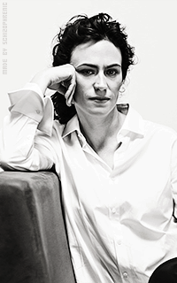 Maggie Siff Jl1ZpBT0_o