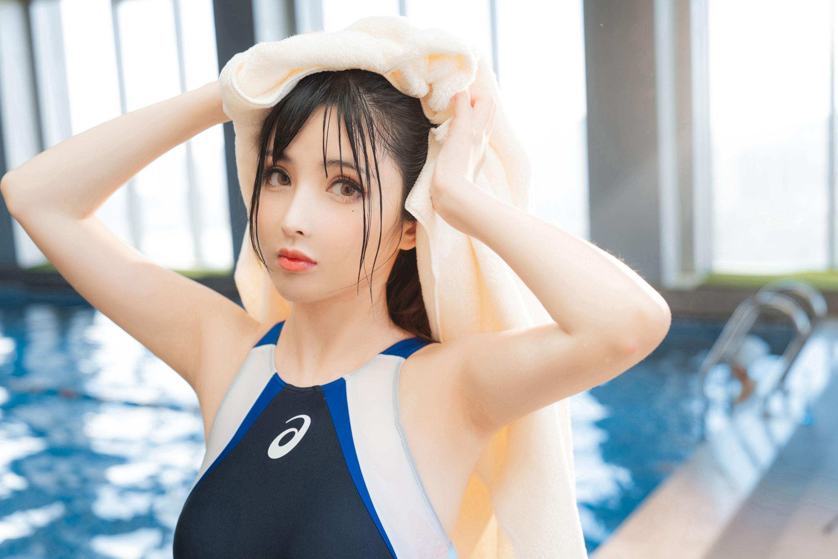 [Cosplay] rioko凉凉子 – 游泳部学姐的特训时间(29)