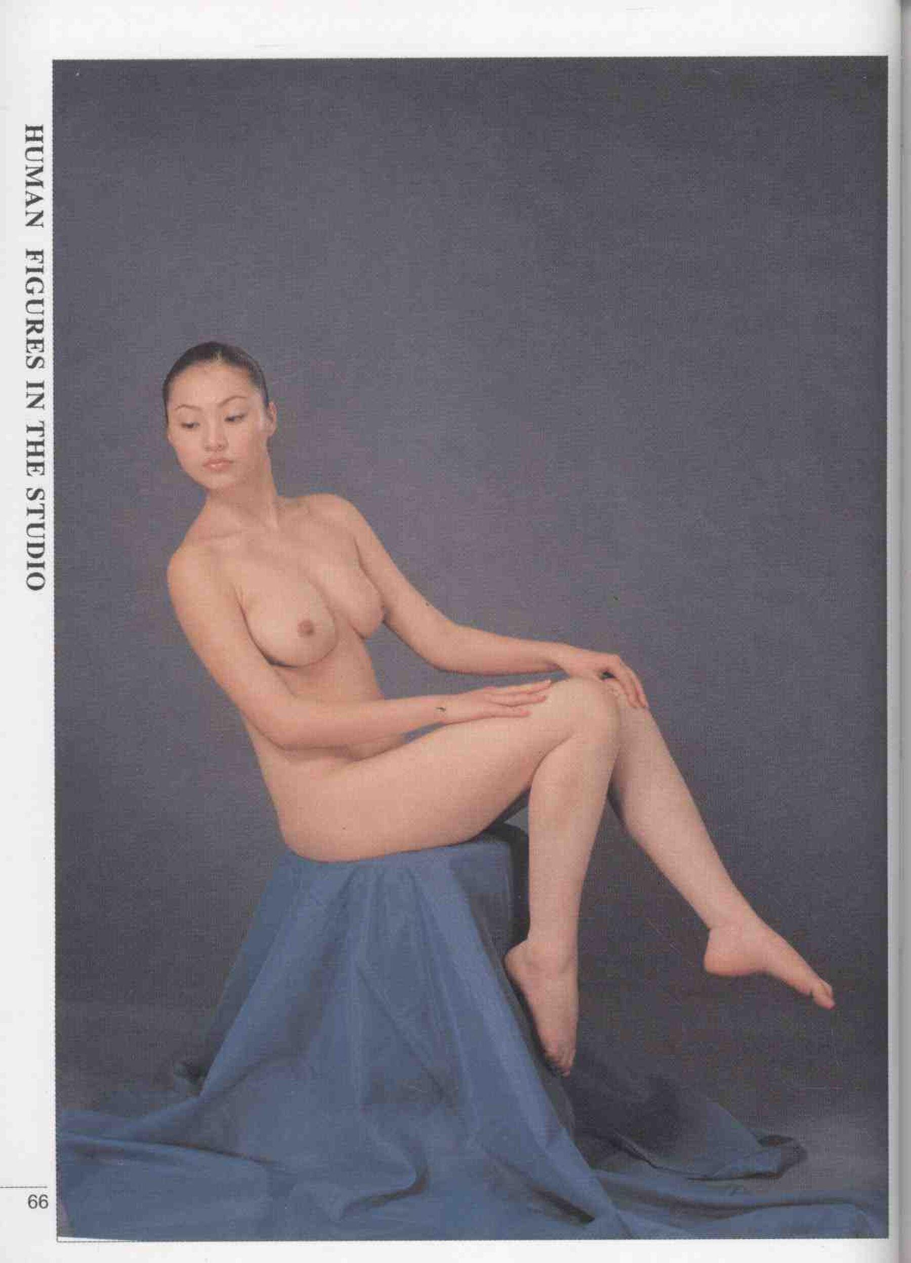 书籍扫描 实用人体模特摄影·坐姿篇(71)