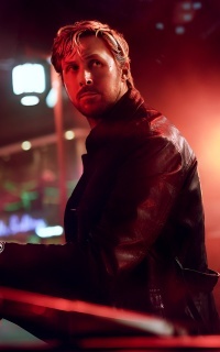 Ryan Gosling FgSBNWHV_o