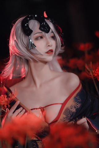 铁板烧鬼舞w-黑贞