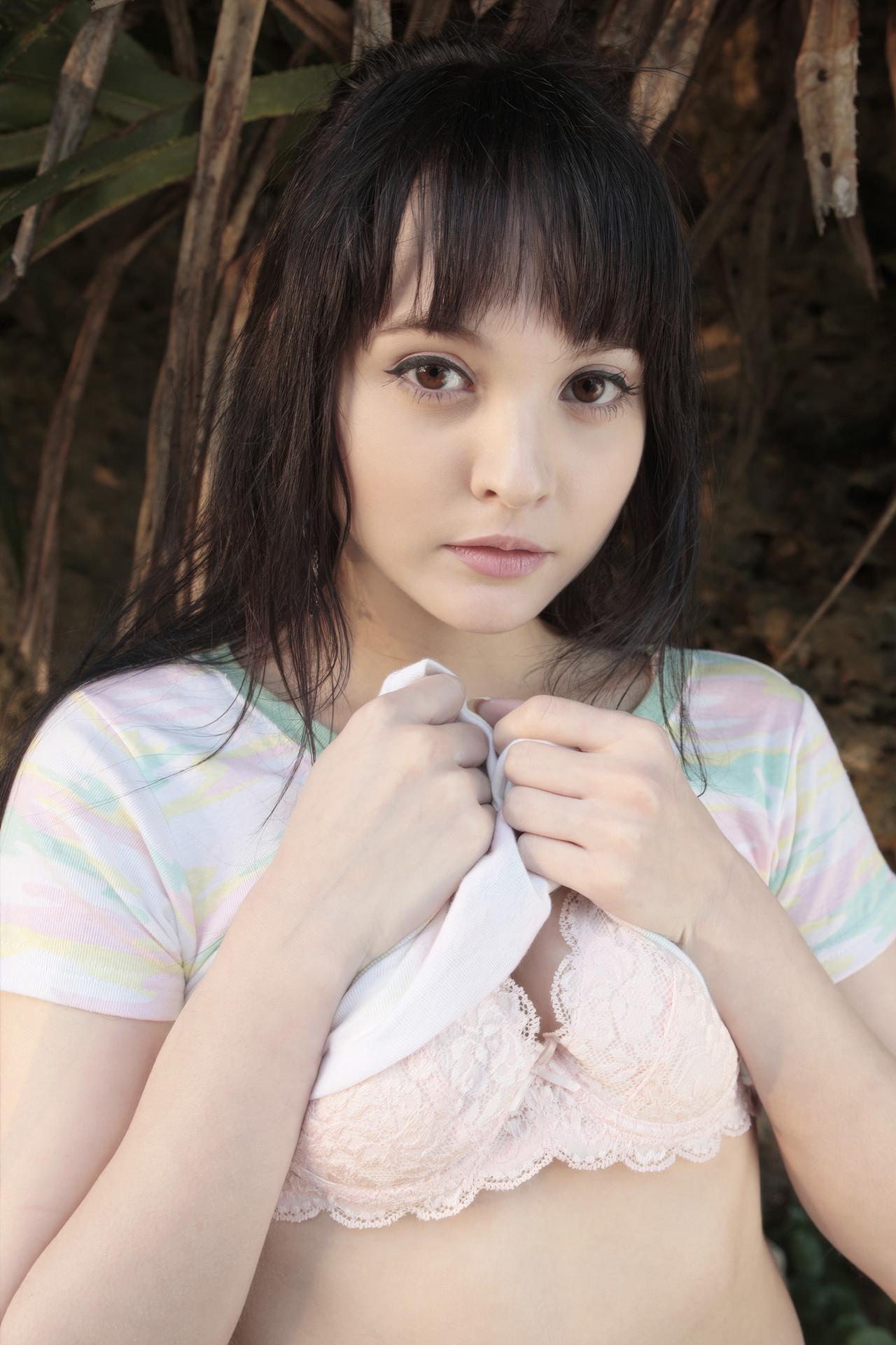 Cecil Fujisaki 藤崎セシル, デジタル写真集 「COLOR」 Set.02(6)