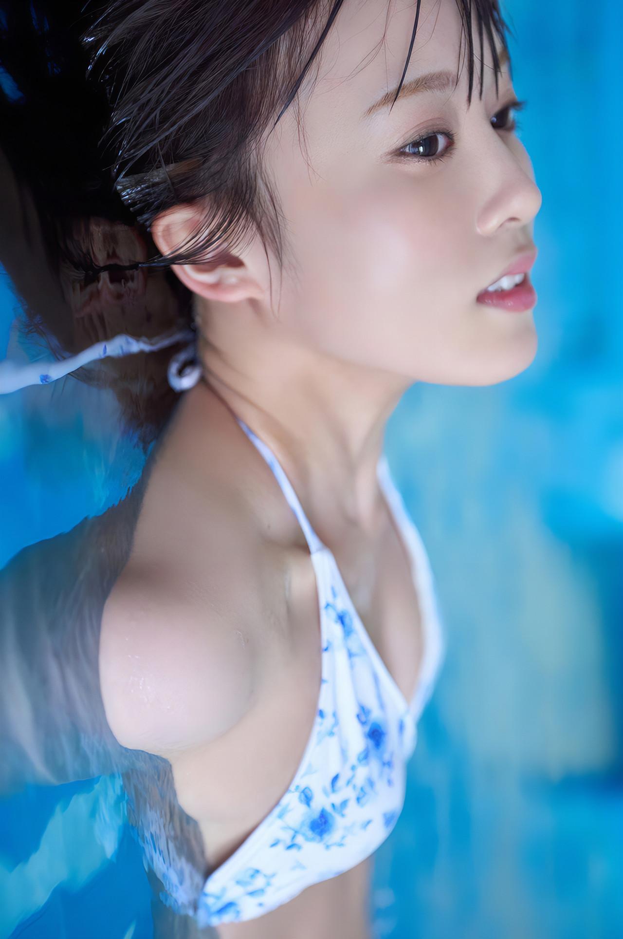 Rin Okabe 岡部麟, デジタル写真集 「永遠の虜毒」 Set.01(30)