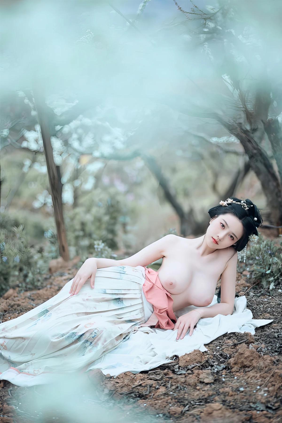 年年Nnian, 写真集 – 三月花(24)