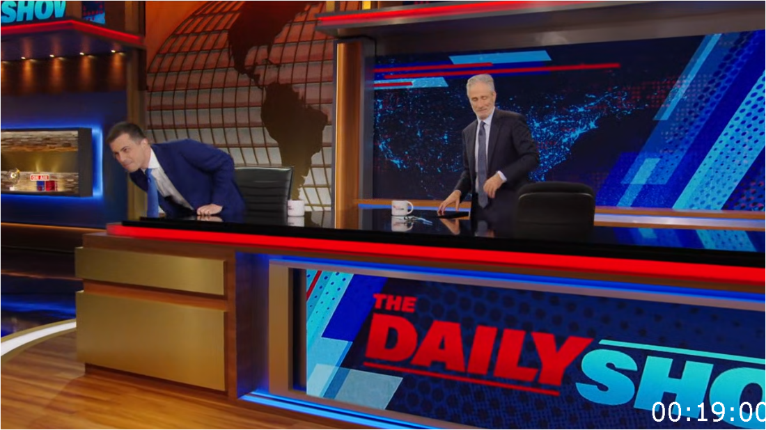 The Daily Show (2024 07 29) [1080p/720p] (H264/x265) TfGbImgF_o