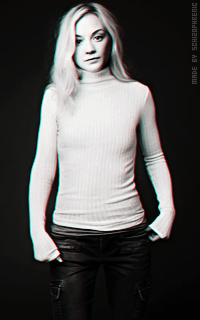 Emily Kinney NjRCcX5J_o