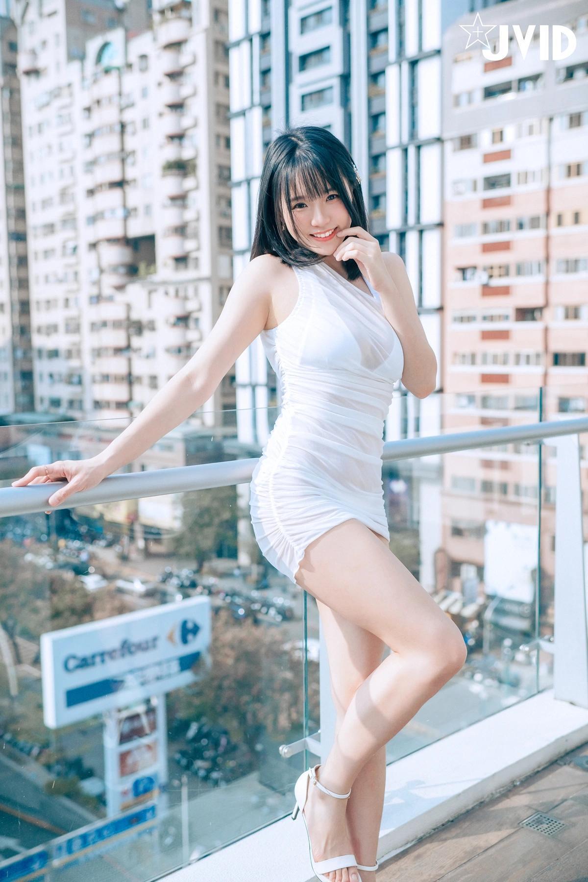JVID Angela寶7 – 豪乳情婦の不倫旅行－寶七🫦跪舔肉棒的色色拜金萌妹🔥靈巧的舌頭舔來舔去😈 Set.01(10)