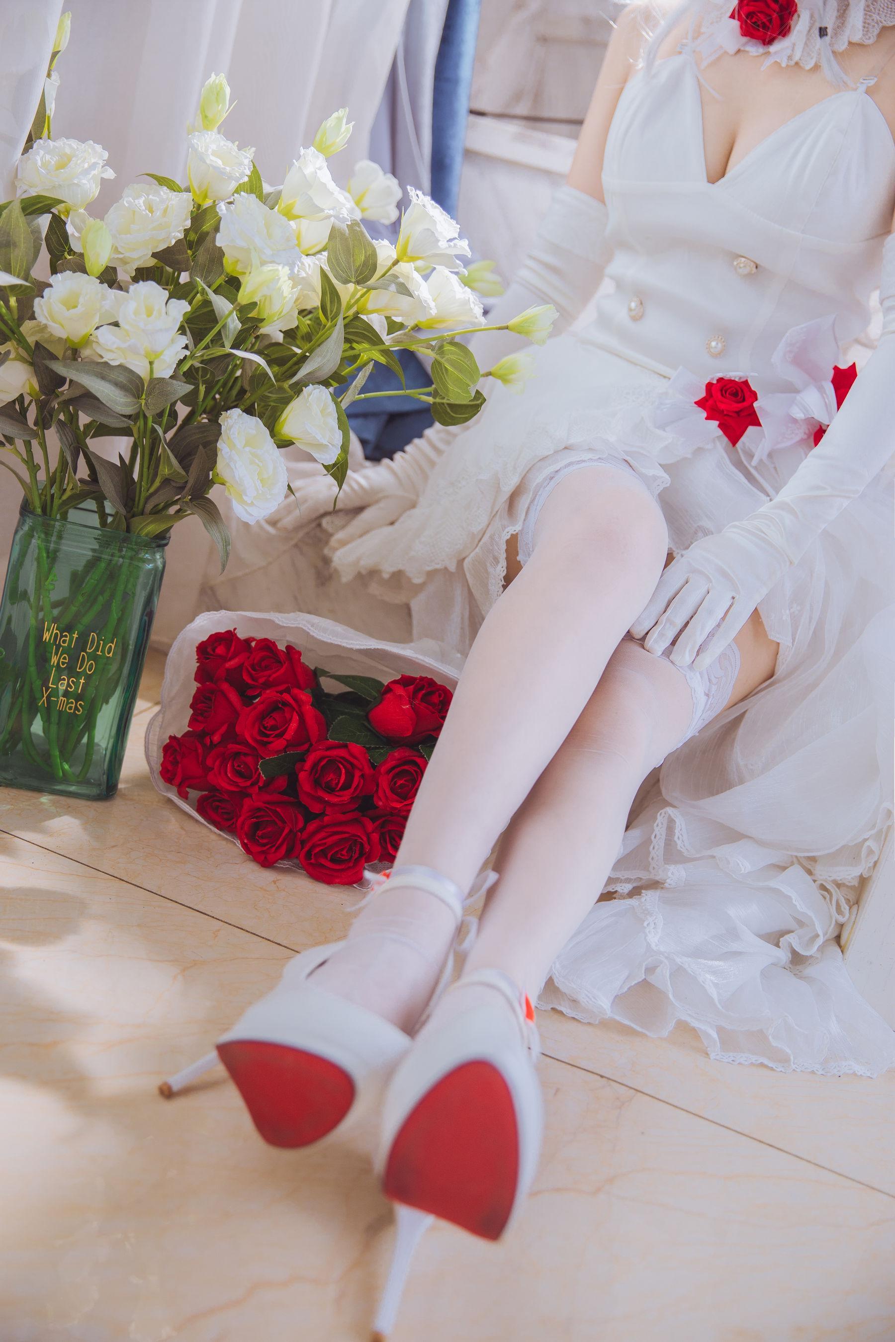 [网红Coser] 日奈娇 《g36c 礼服》 写真集(23)