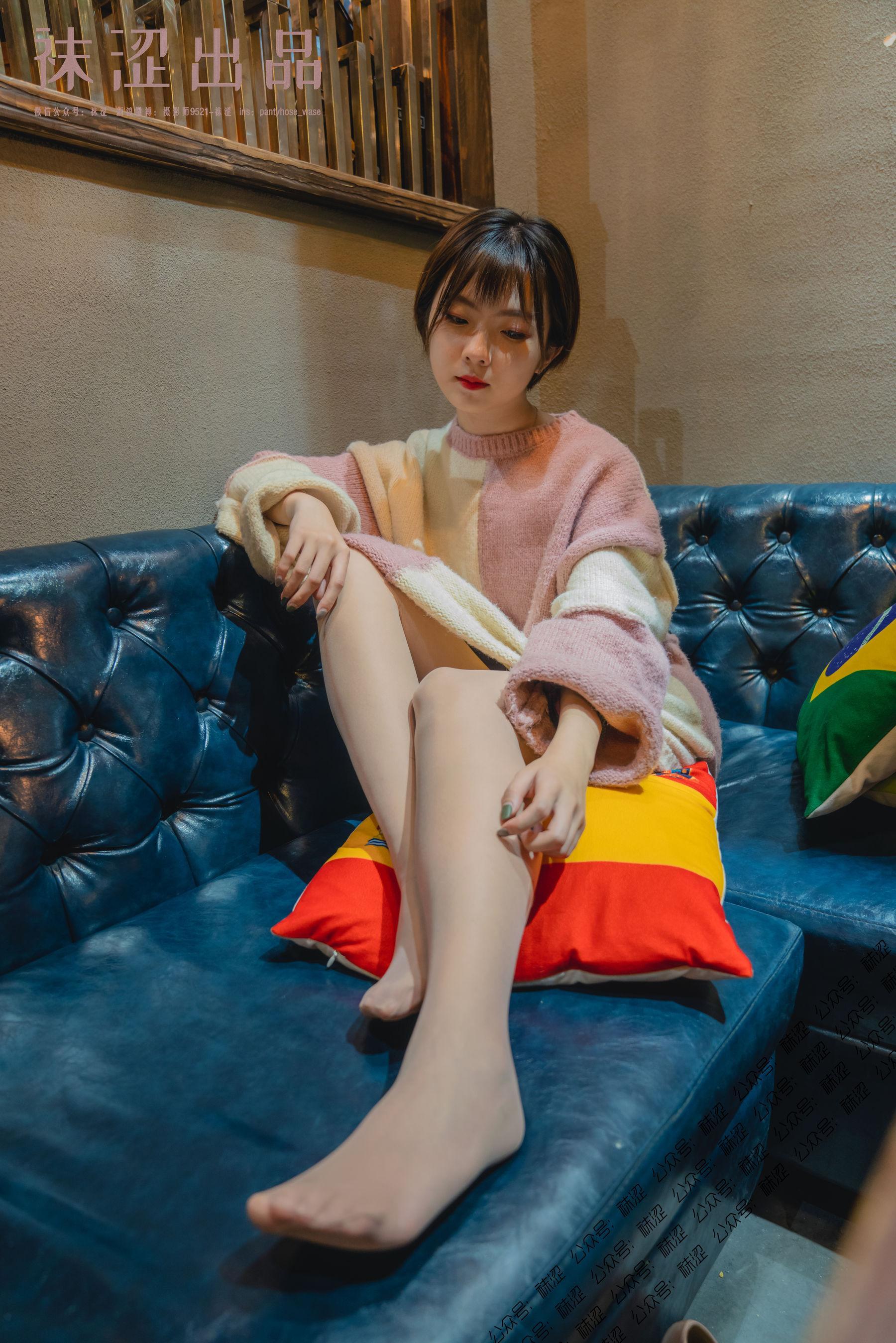[袜涩] VOL.048 暖暖 – 暖暖的大毛衣(36)