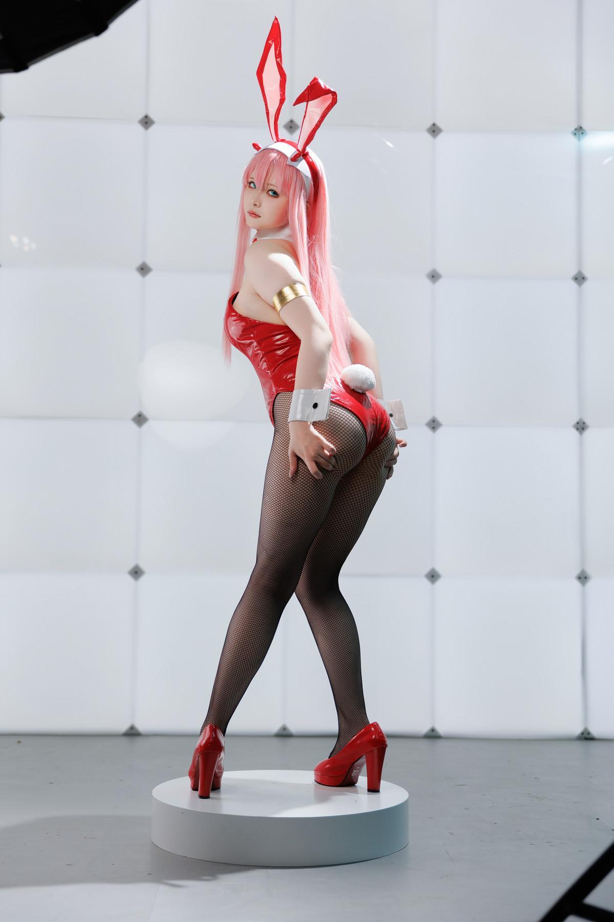 Cosplay 屿鱼 Zero Two(6)