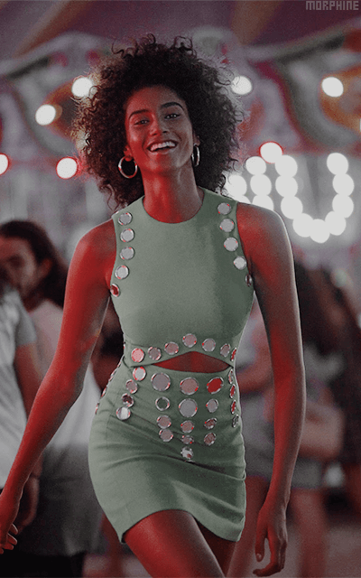 Imaan Hammam - Page 2 UcOhZORB_o