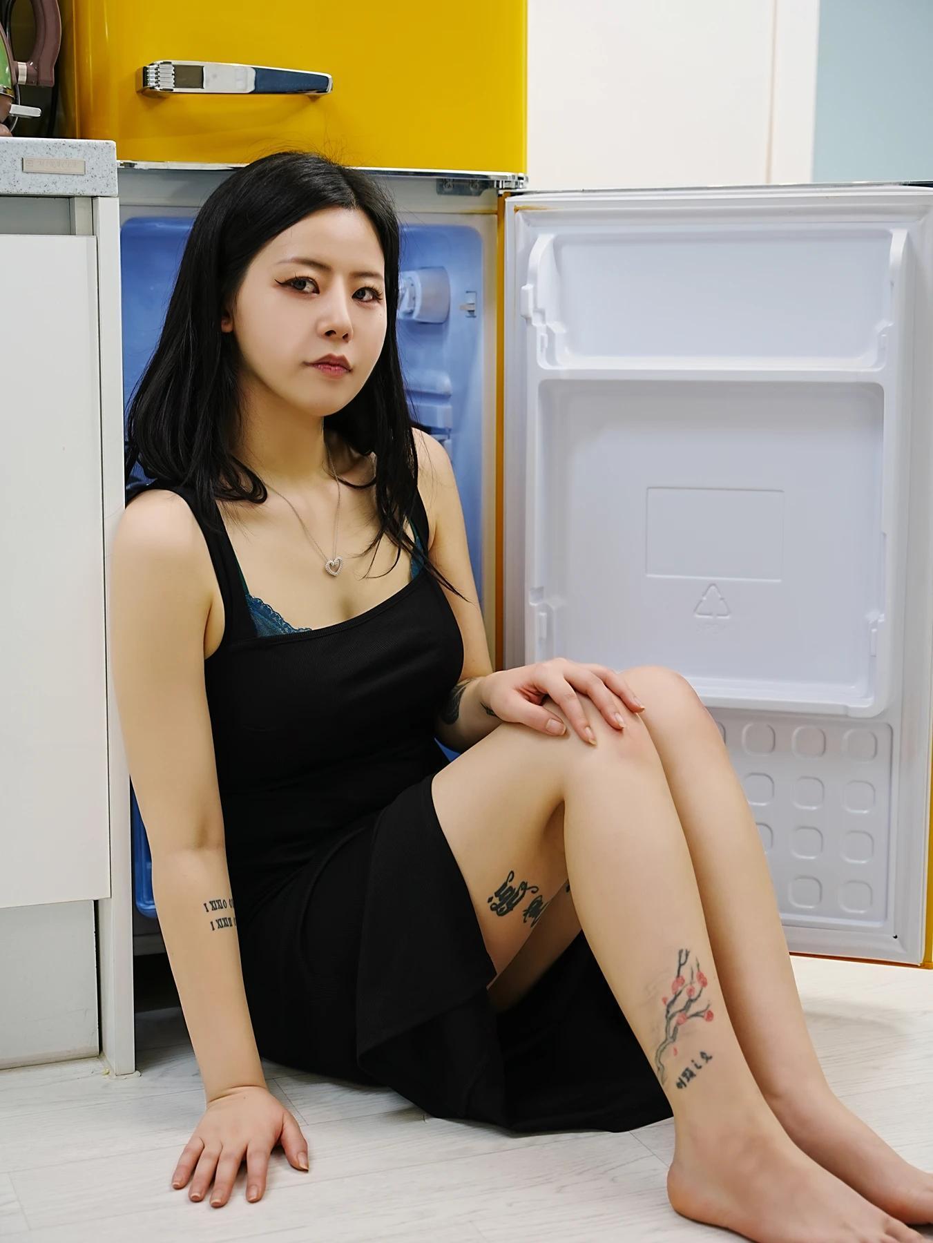 Choi Ri 최리, Photobook Vol.02 「Missy Look」 Set.01(23)