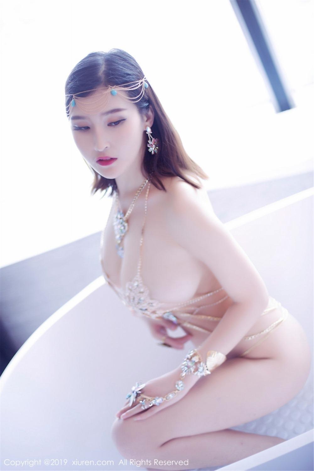 [XIUREN秀人网] 2019.04.22 No.1409 雙笙Alina(5)