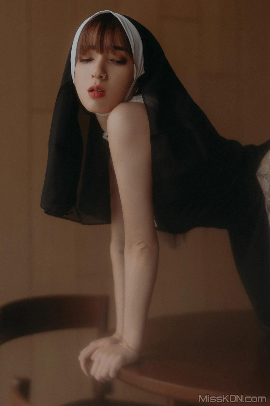 [DCP snaps] Vanessa: Vol.10 Halloween Nun (78 photos)(42)
