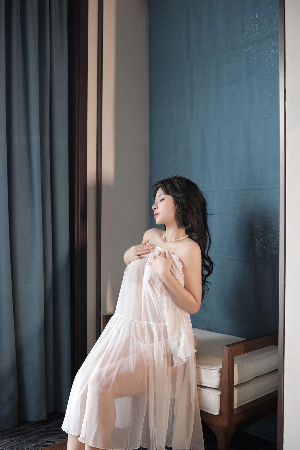 [XR Uncensored] 沈思怡: 性感薄纱 (71 photos)(2)