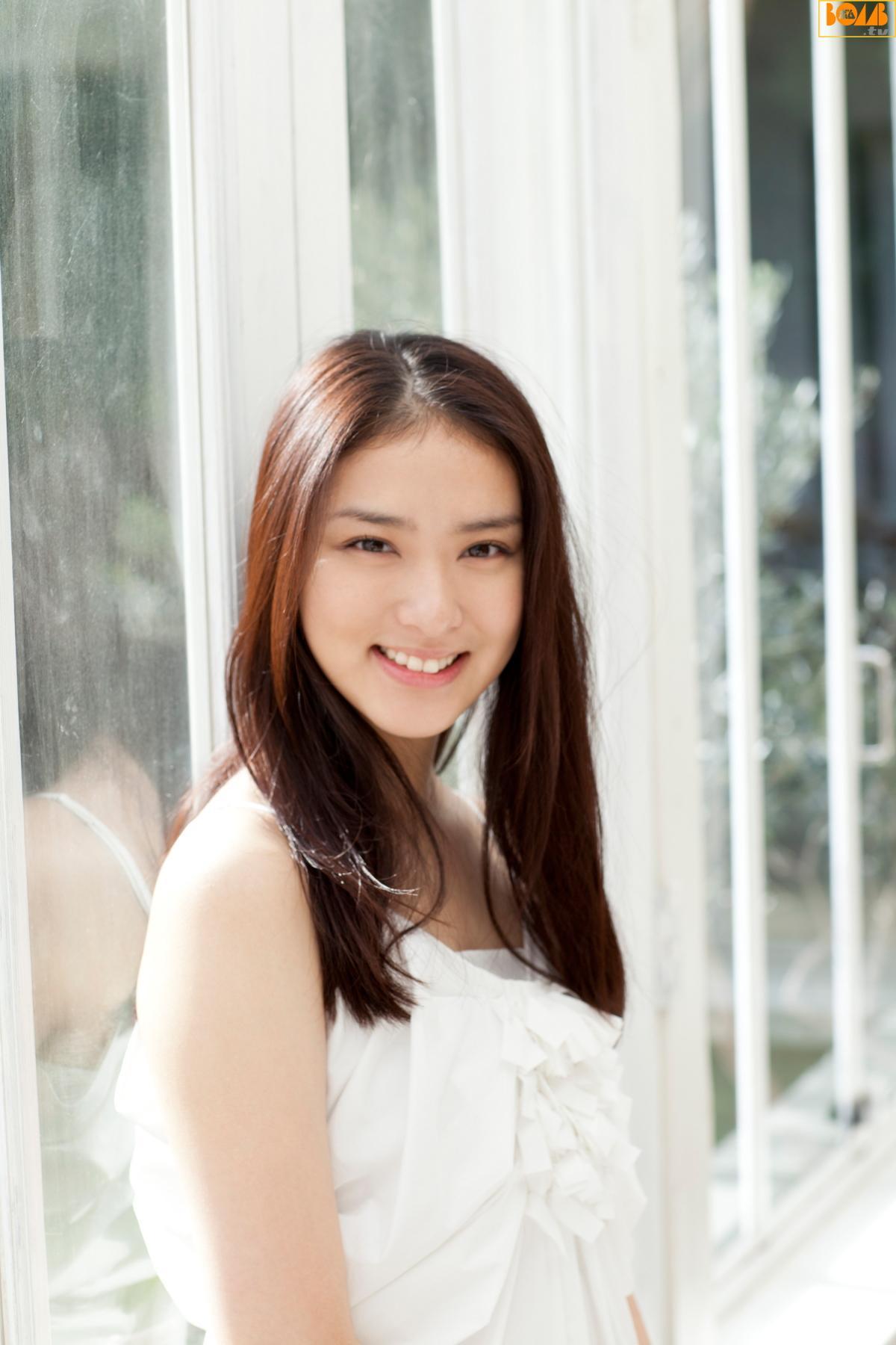 [Bomb.TV] 2012年02月号 武井咲 Emi Takei 写真集(9)