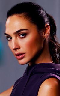 Gal Gadot  - Page 4 XVv7iCuG_o