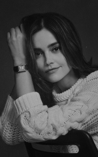 Jenna Coleman CAuX4Imw_o