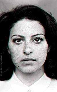 Alia Shawkat 4jxroNdF_o