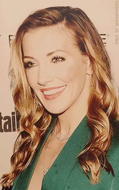 Katie Cassidy OSyqijDQ_o