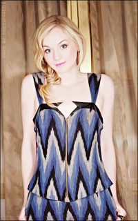 Emily Kinney ARuouVCx_o