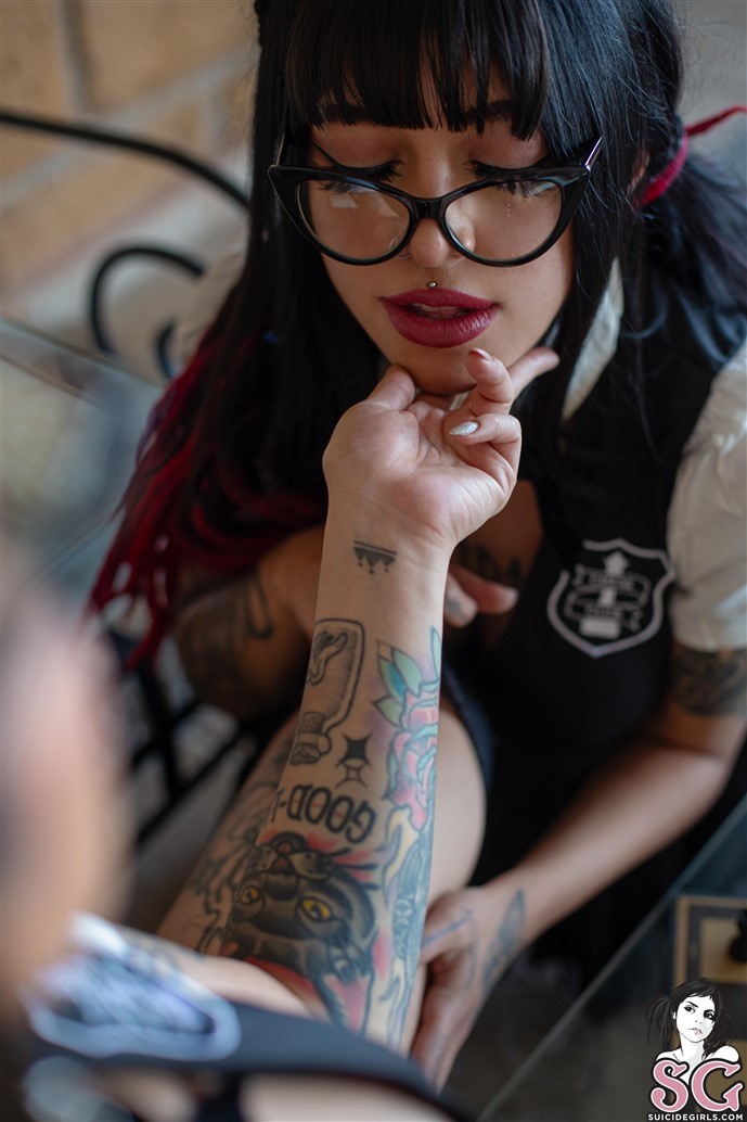 suicide girls