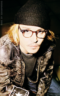 Johnny Depp Py37rCFj_o